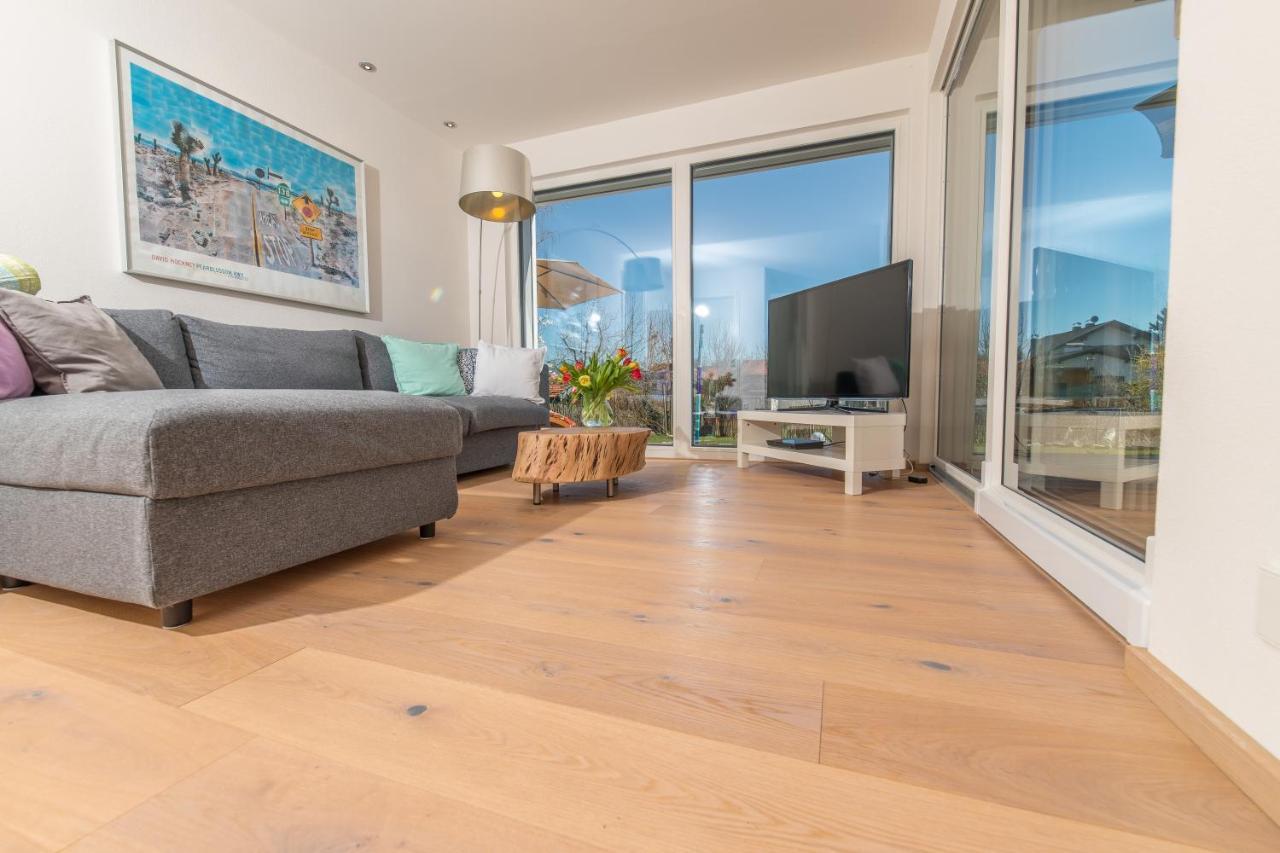 Helle Wohnung Mit Bergblick & Eigener Terrasse Bad Tolz Exterior photo
