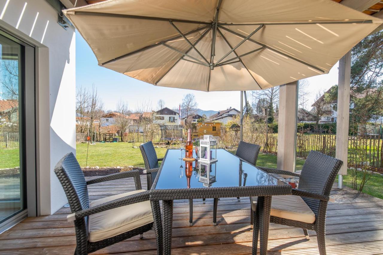 Helle Wohnung Mit Bergblick & Eigener Terrasse Bad Tolz Exterior photo