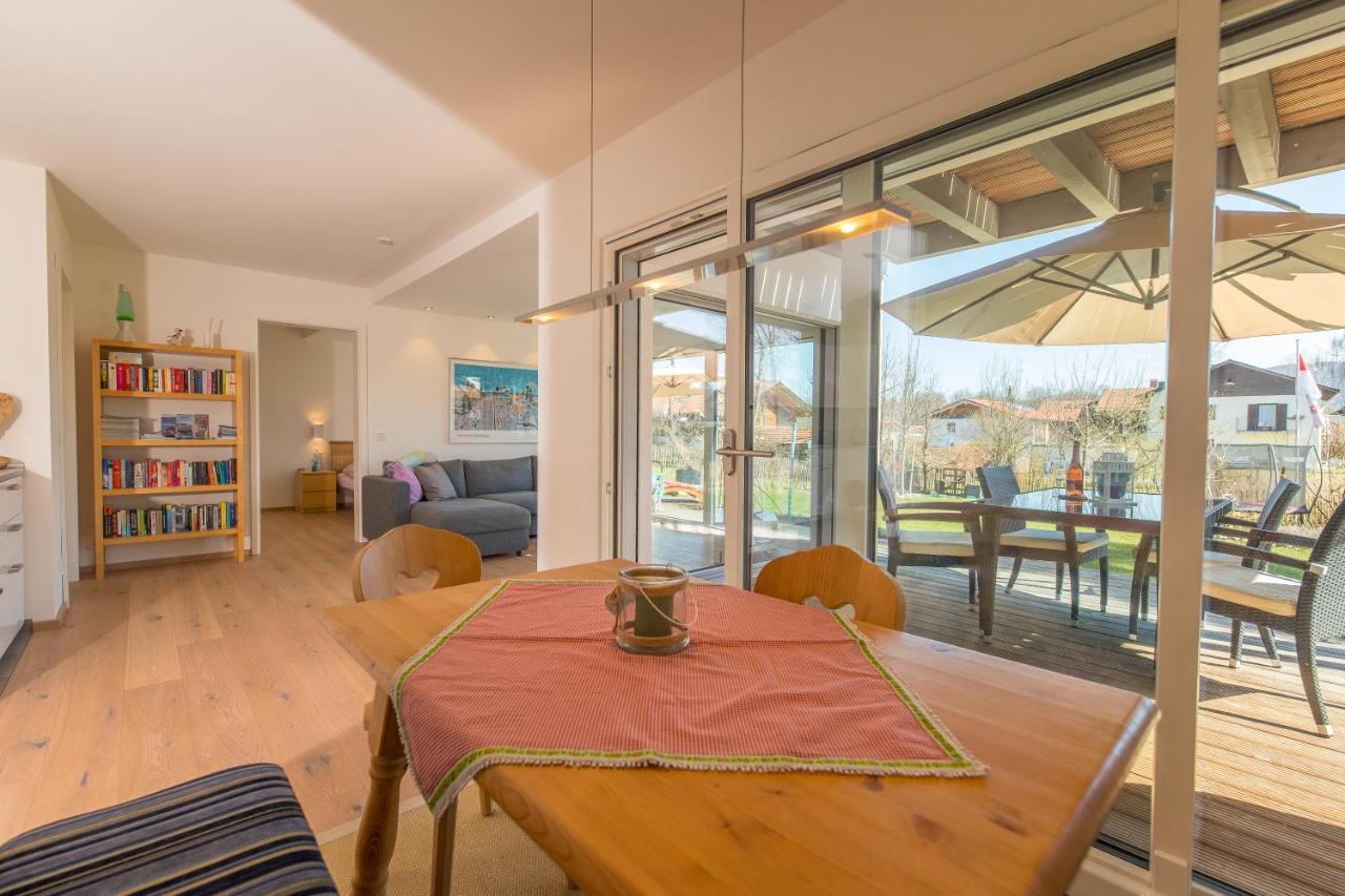 Helle Wohnung Mit Bergblick & Eigener Terrasse Bad Tolz Exterior photo